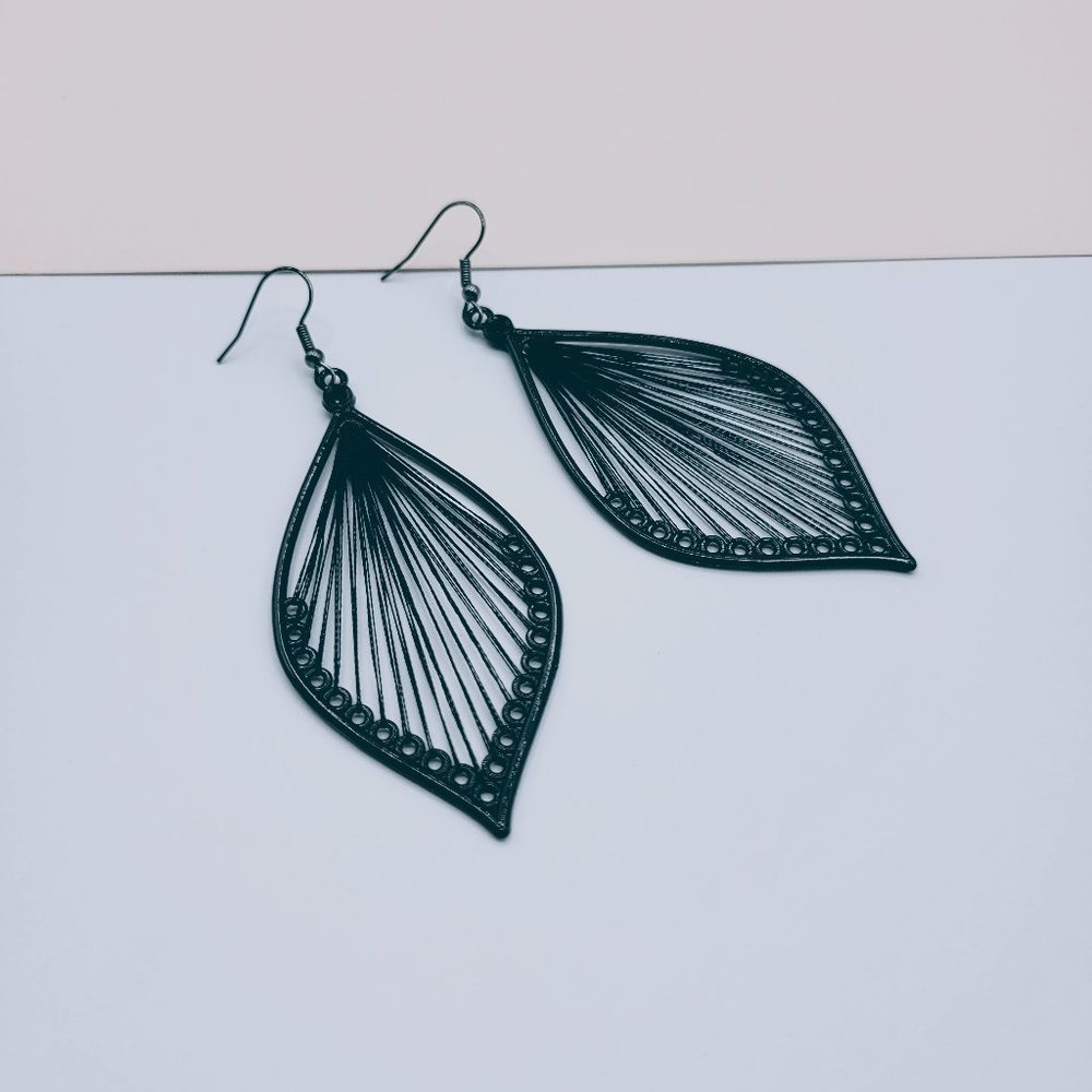 Black String Decorated Leaf Earrings
